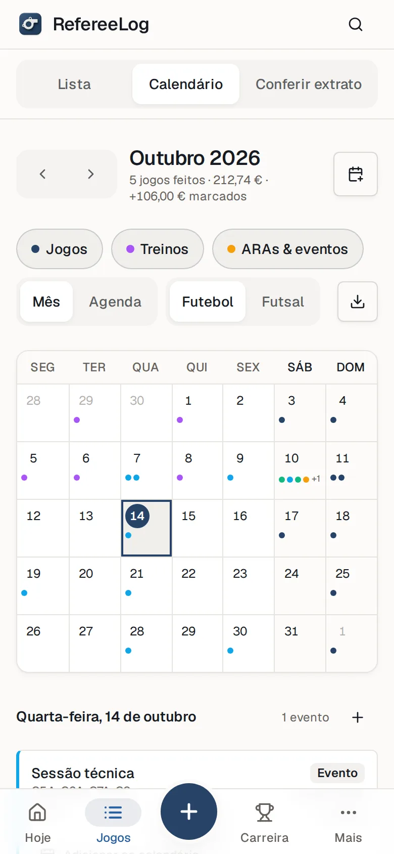 Calendário na app RefereeLog, com dados de exemplo